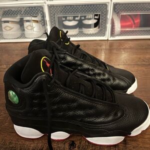 Nike air Jordan 13 retro
Size 7y
Brand new